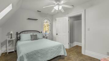 3 Schlafzimmer, Bügeleisen/Bügelbrett, WLAN, Bettwäsche