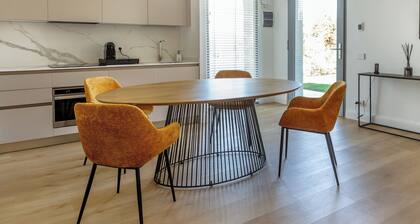 Luxury suite in the heart of the Tuscany with breakfast.