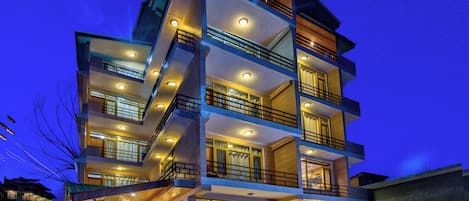 Front of property - evening/night