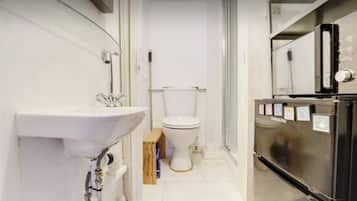 Shower, towels, soap