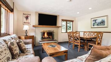 TV, fireplace, offices