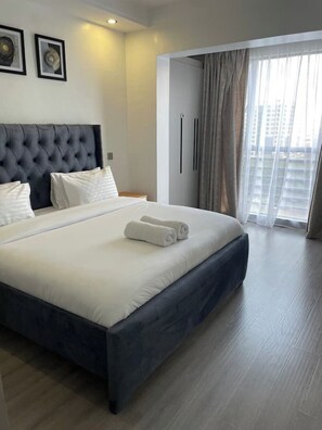 4 Schlafzimmer, Bügeleisen/Bügelbrett, WLAN, Bettwäsche