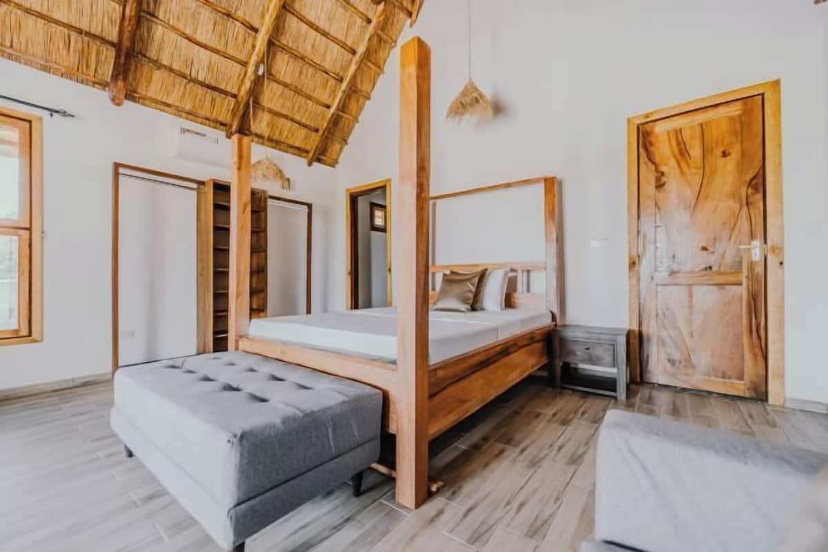 1 habitación, decoración personalizada y muebles diferentes