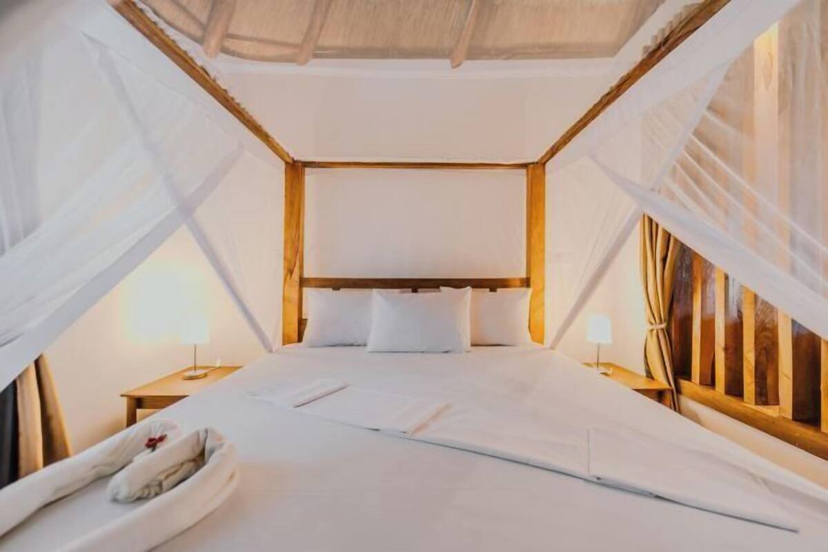 1 habitación, decoración personalizada y muebles diferentes