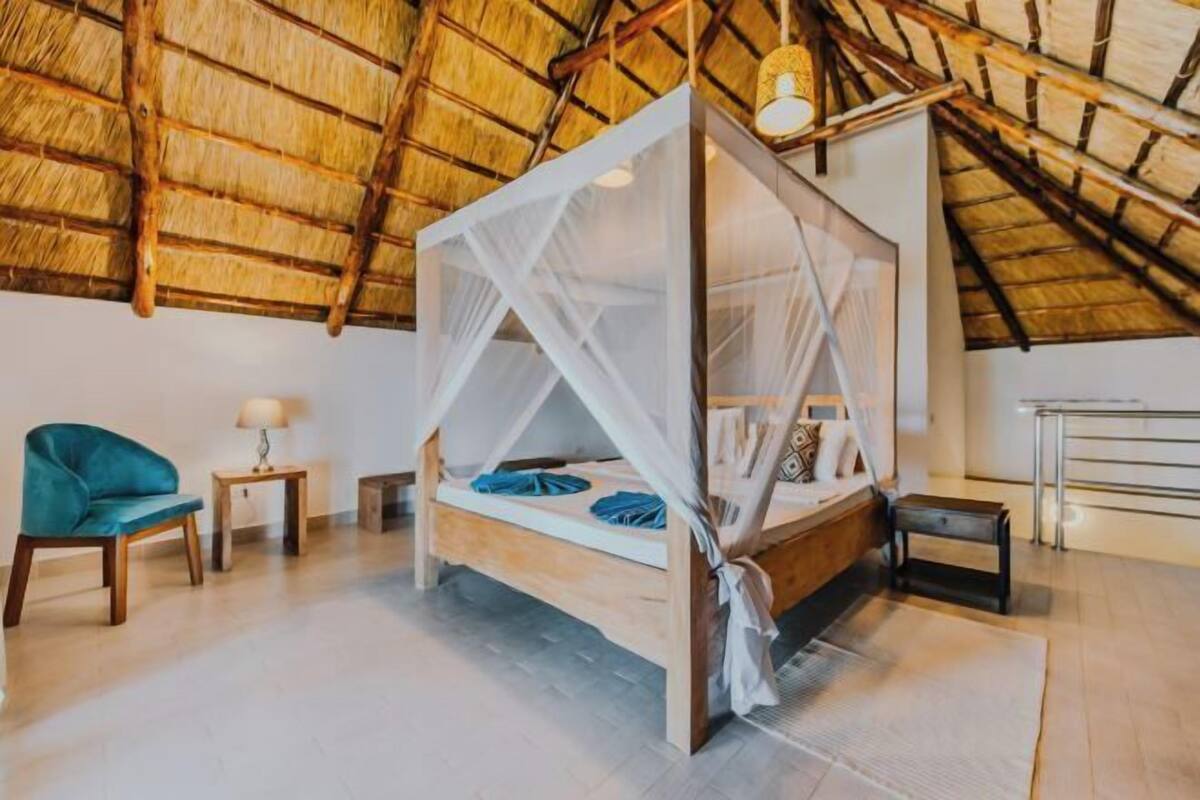 1 habitación, decoración personalizada y muebles diferentes