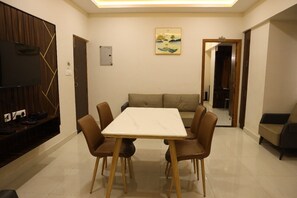 Family Villa | Dining room - Manopriya Residency by Azalea (Madurai)