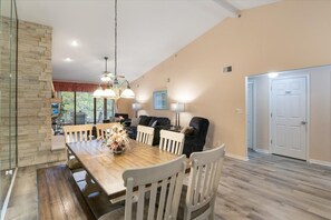 Interior - Lakefront Condo Near the State Park (Osage Beach)