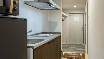 Lägenhet Standard - flera sängar - icke-rökare - kök | Eget kök | Kylskåp, mikrovågsugn, spishäll och grytor/köksredskap