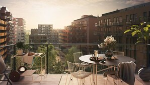 Apartment, 1 Bedroom, Balcony, City View | Dining