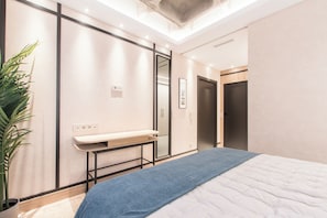 1 bedroom, iron/ironing board, free WiFi, bed sheets - Apartamento CON Piscina EN Barrio Salamanca (Madrid)