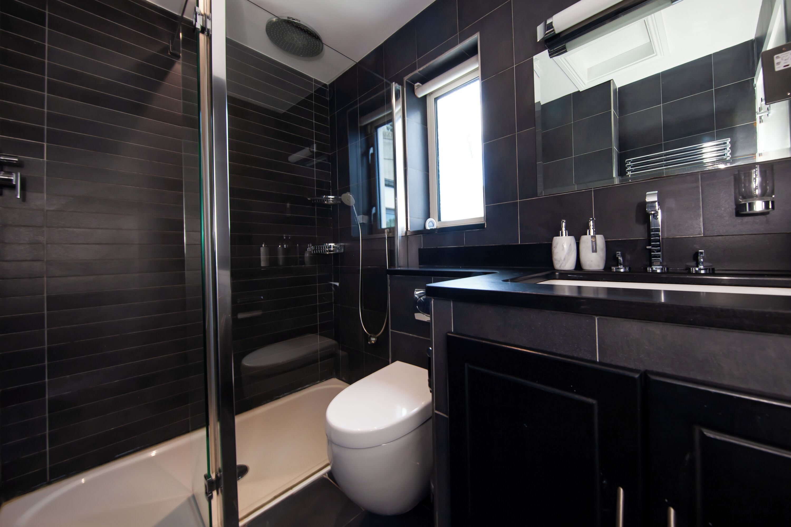 House | Bathroom | Shower, hair dryer, towels