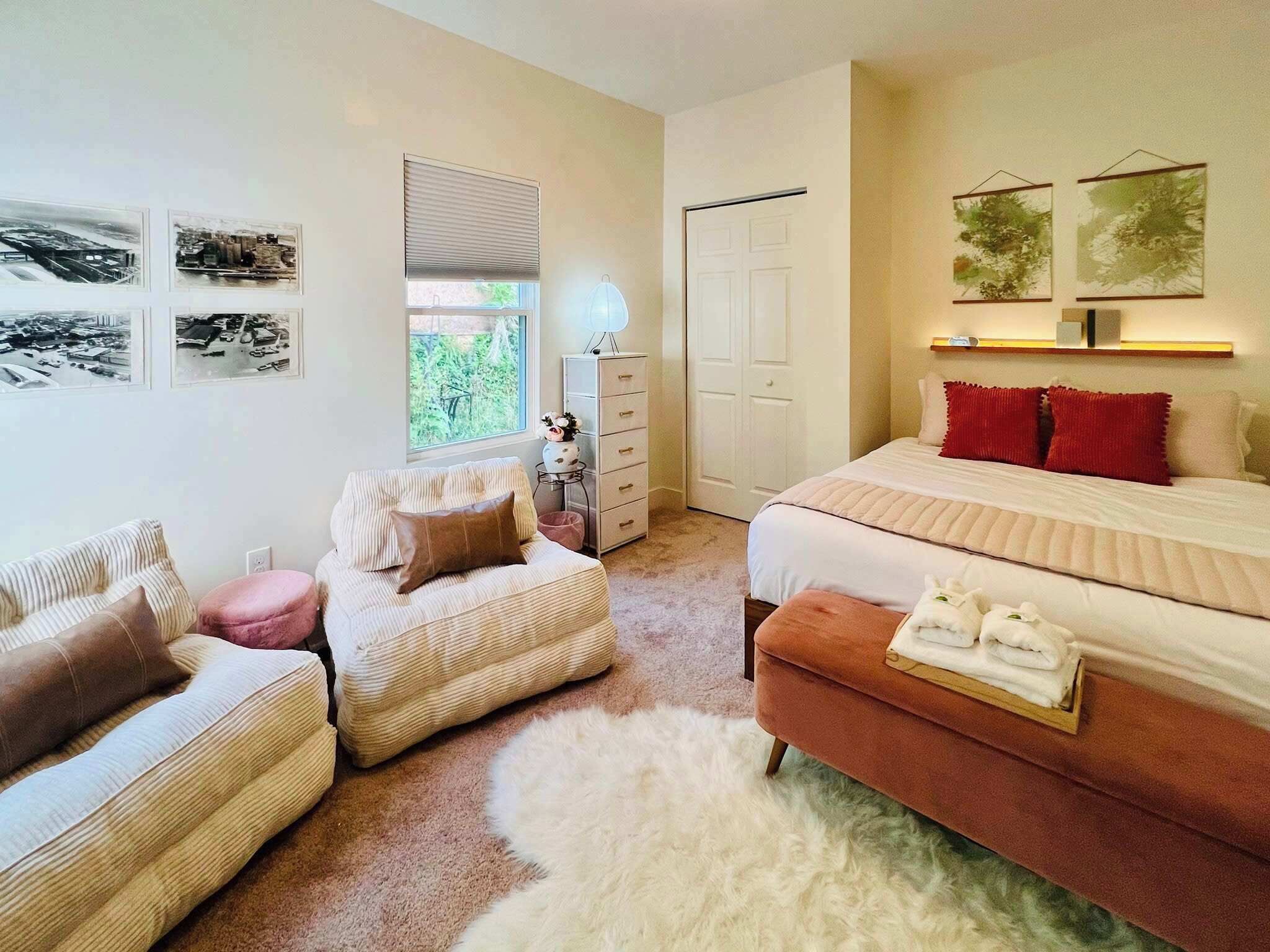 1 bedroom, iron/ironing board, WiFi, bed sheets