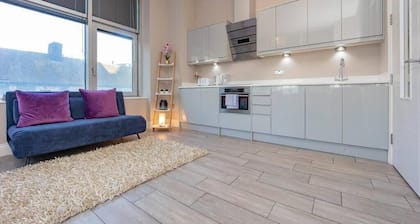 Brighton City Centre Seafront 2 Bedroom Flat BN1GRE10