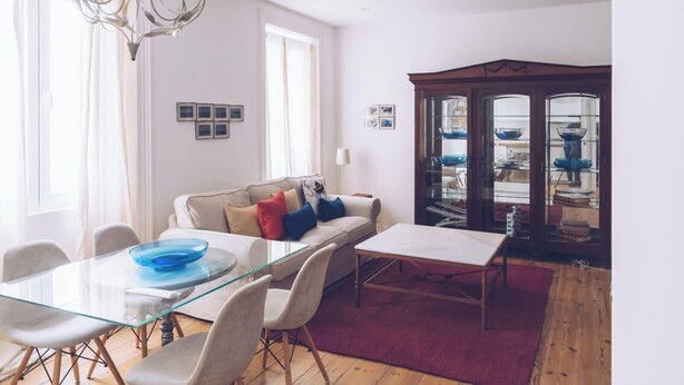 Unclassified image, 1 of 17, button - Chic & Luxurious 2-BR Escape Designed for Elegance (Gibraltar)