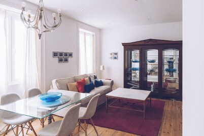 Chic & Luxurious 2-BR Escape Designed for Elegance