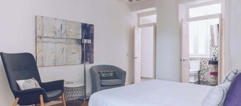 Chic & Luxurious 2-BR Escape Designed for Elegance