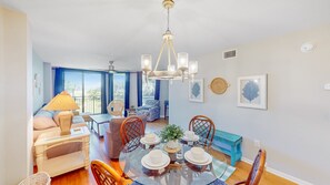 TV, DVD player - Shipwatch B111: Idyllic Island Escape (Isle of Palms)