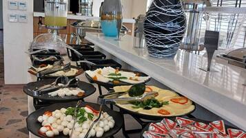 Free daily buffet breakfast