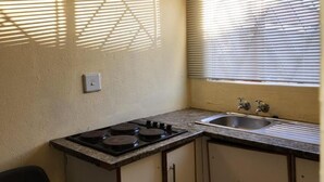 Unclassified image, 2 of 8, button - Zone 4 Motel and spa (Polokwane)