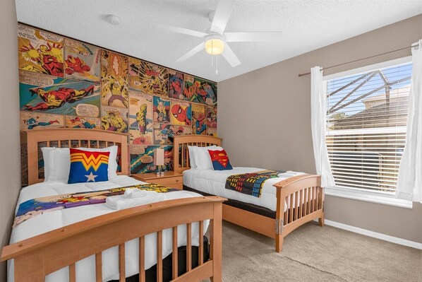 5 soveværelser, skrivebord, strygejern/strygebræt, weekendseng