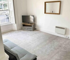 Apartment | Living area | TV - Torquay, 1 Bedroom, Sleeps 4, Free Parking, Torbay (Torquay)