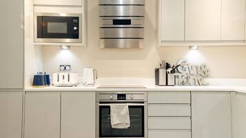 Fridge, microwave, oven, dishwasher