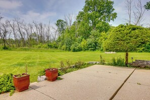Interior - Pet-friendly New Berlin Retreat w/ Patio & Yard! (New Berlin)