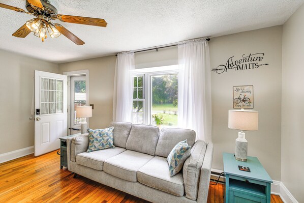 Cottage (3 Bedrooms) | Interior