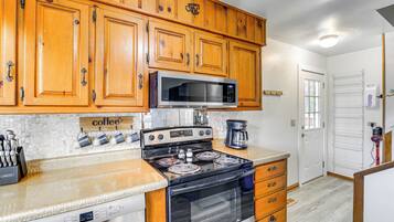 Cottage (3 Bedrooms) | Interior