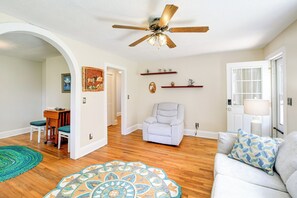 Cottage (3 Bedrooms) | Interior