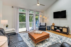 อพาร์ทเมนท์ (3 Bedrooms) | ด้านหน้าที่พัก