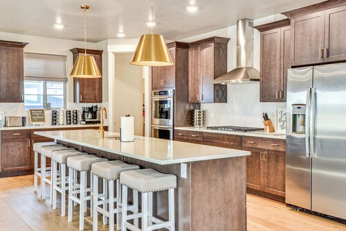 Park City Home w/ Game Room: Ski, Mtn Bike & More!