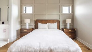 Room - Large 2-Bedroom w/ Huge Roofdeck view of Skyline (Chicago)