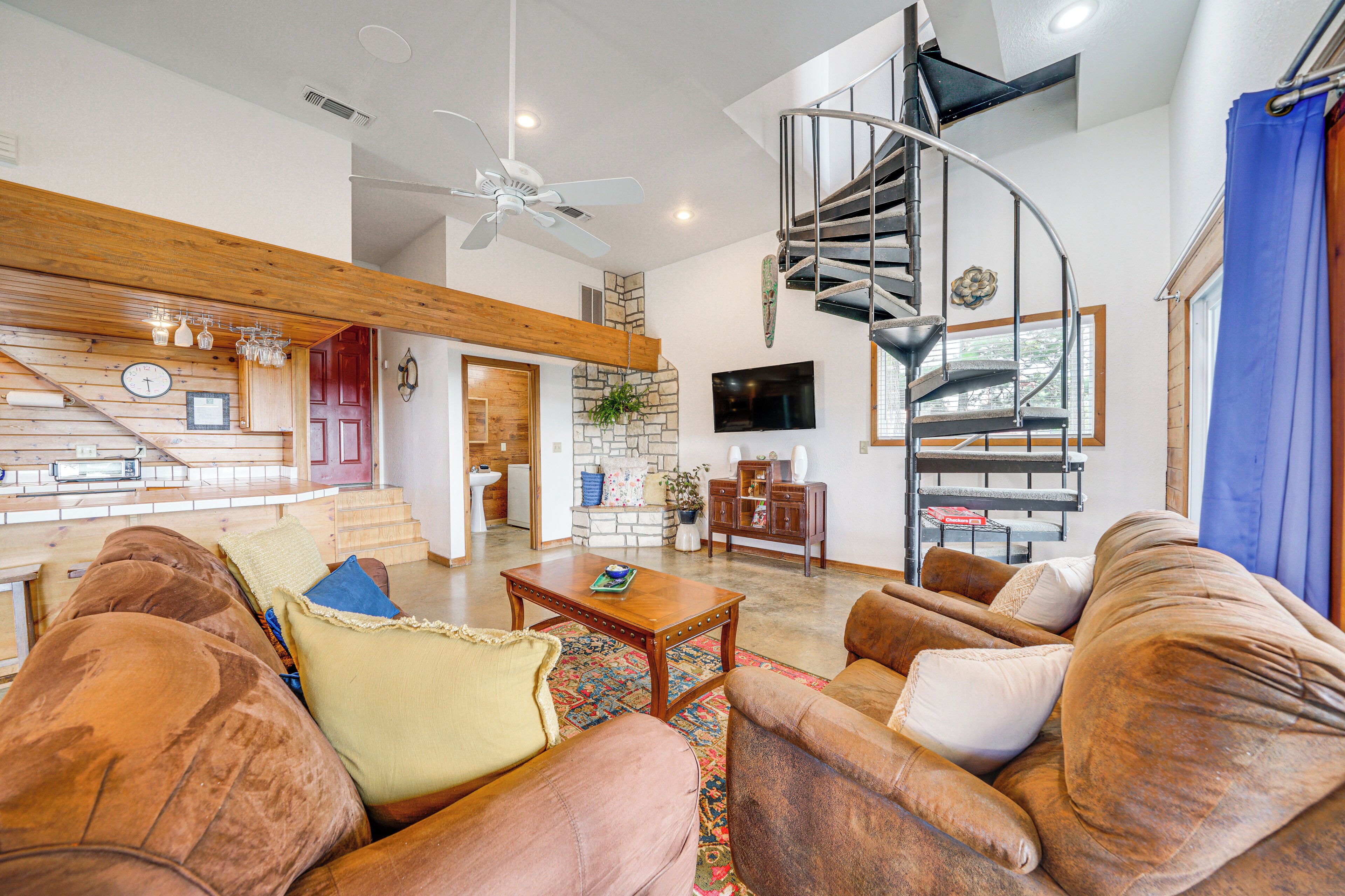 House (1 Bedroom) | Interior