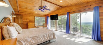 Broken Bow Escape w/ Mountain Views & Pool Access!