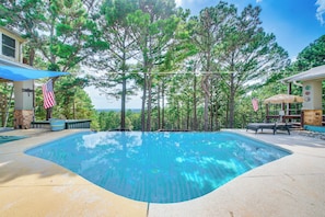 Front of property - Broken Bow Escape w/ Mountain Views & Pool Access! (Broken Bow)