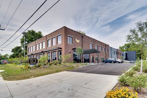 Interior - Bloomington Apartment - Walk to IU Campus & Mall! (Bloomington)