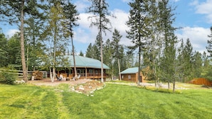 Interior - Home Near Glacier National Park w/ Hot Tub & Deck! (Columbia Falls)
