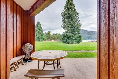 Steps to Shadow Mountain Lake: Grand Lake Condo