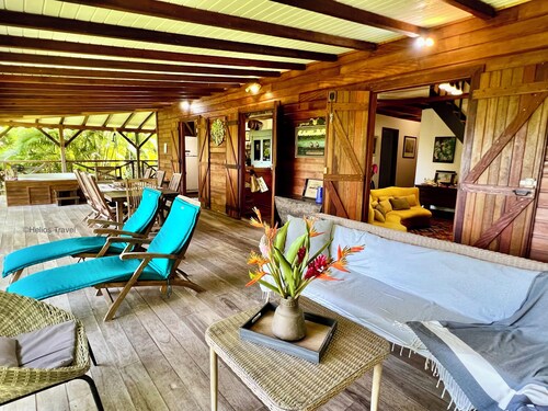 Villa California, 4 chambres, vue mer Caraïbes.