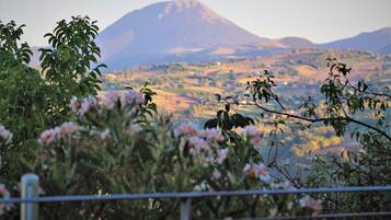 Vue depuis lâhĂ©bergement