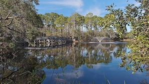 2 bedrooms, free WiFi, bed sheets - 2Br/2.5Ba, 2 Pools, Tennis, Beach Access! + Free Attraction Tickets! (Santa Rosa Beach)