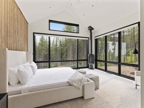 5 Schlafzimmer, Schreibtisch, kostenloses WLAN, Bettwäsche