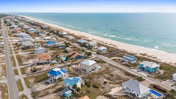 Unclassified image, 1 of 63, button - Dream Chaser, Private Pool, Hot Tub, Pet Friendly (Eastpoint)