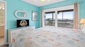 Unclassified image, 3 of 63, button - Dream Chaser, Private Pool, Hot Tub, Pet Friendly (Eastpoint)