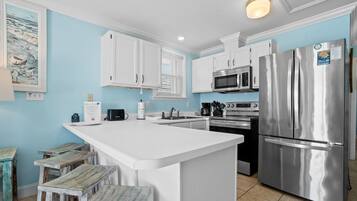 Fridge, microwave, oven, dishwasher