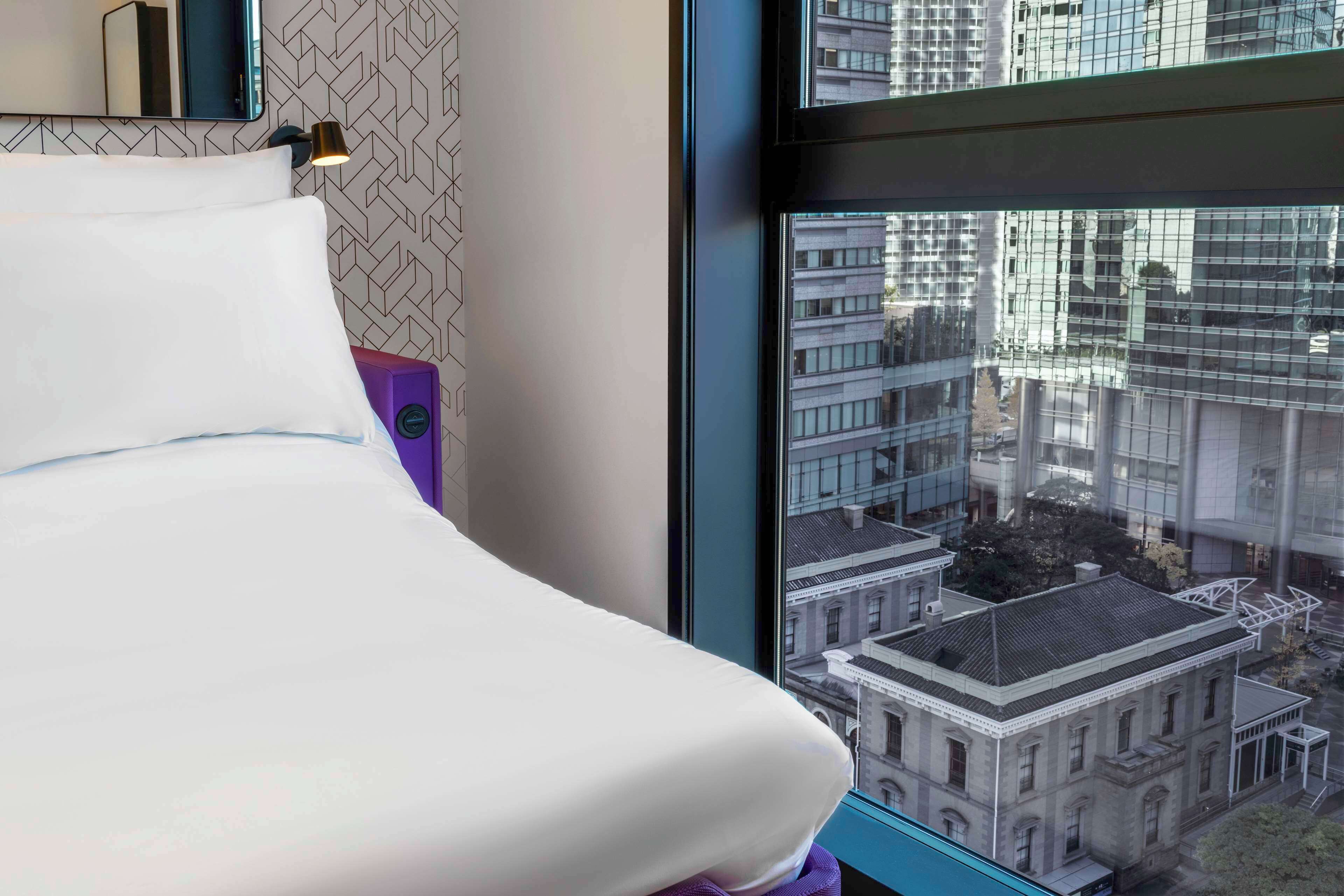 Premium Plus | In-room safe, desk, laptop workspace, blackout drapes