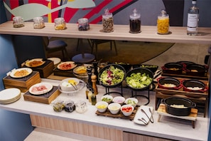 Daily buffet breakfast for a fee - YOTEL Tokyo Ginza (Tokyo)
