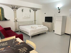 1 sovrum, strykjärn/strykbräda, gratis wi-fi och sängkläder