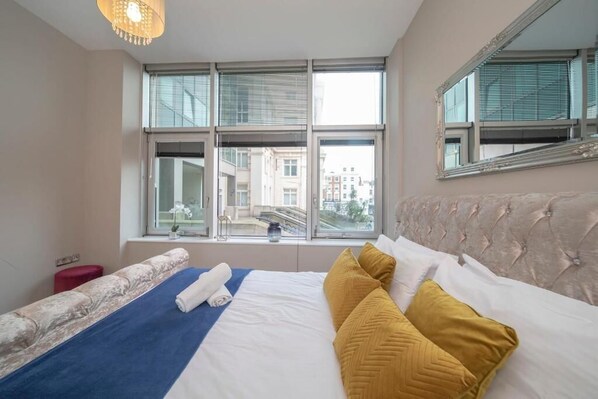 1 camera, ferro/asse da stiro, Wi-Fi gratuito, lenzuola